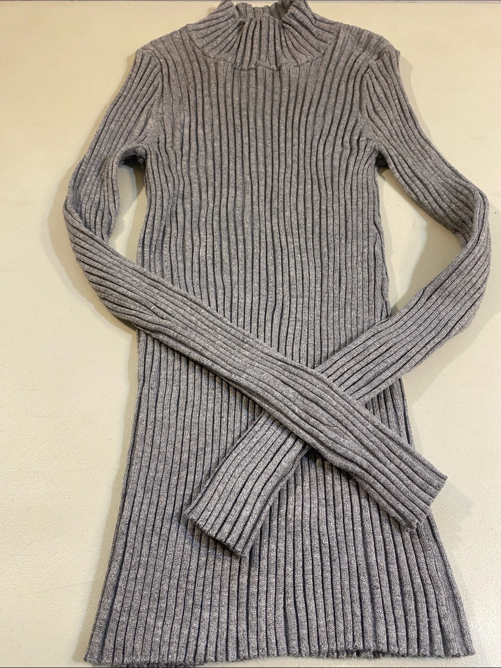 Forever 21 Gray Ribbed Mock Neck Sweater Top